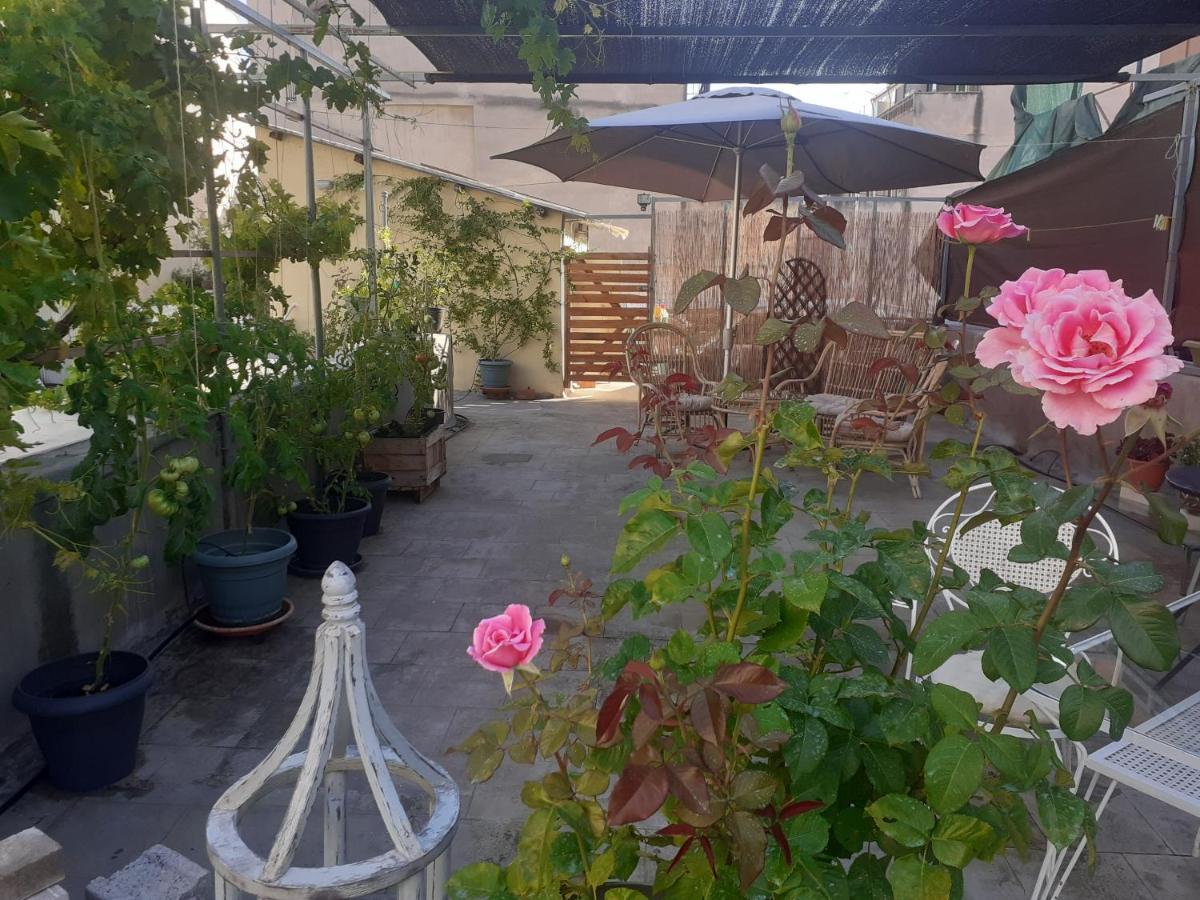 Apartment 17 Flats And Roof Garden Athen